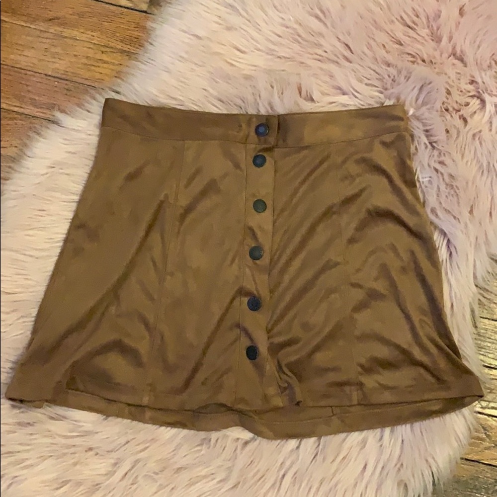 A&E silky skirt